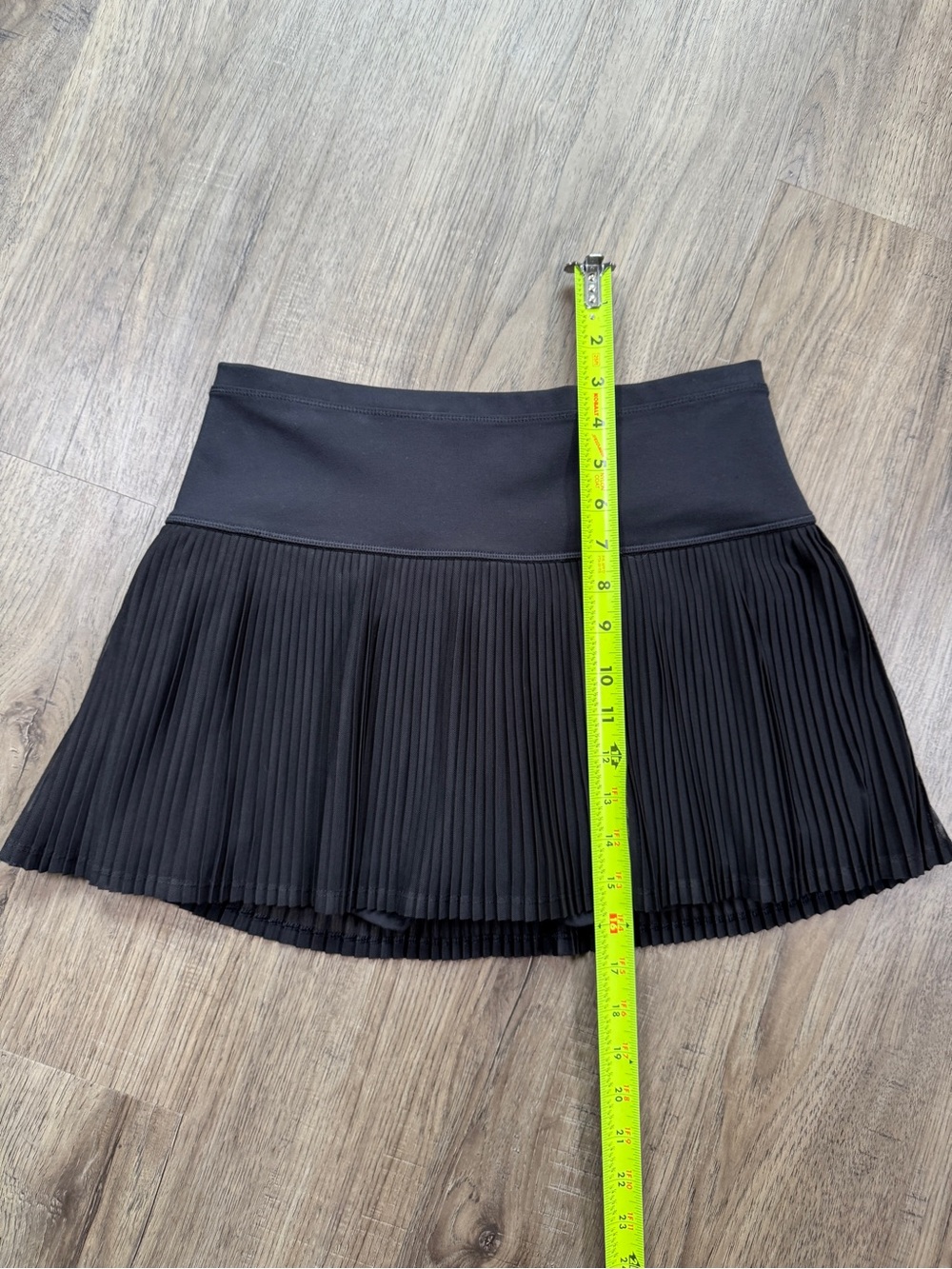 IBKUL Black Pleated Tennis Skort with Built-In Shorts S - Picture 2 of 13